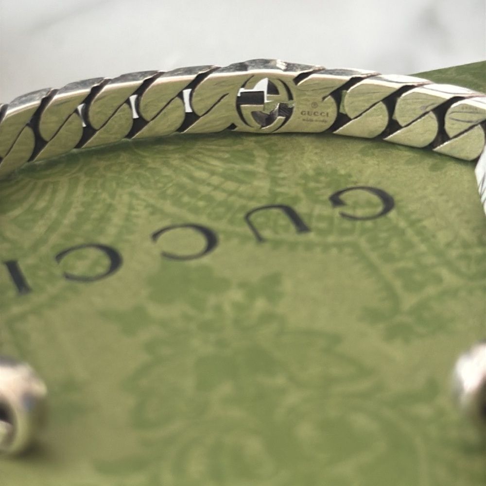 GUCCI INTERLOCKING BRACELET - Picture 6 of 9